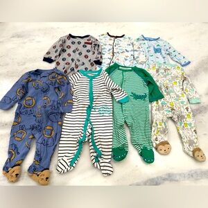 Bundle of 7 footies, footed pajamas size 6 months